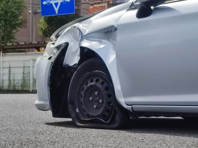 車の凹み・傷修理方法
